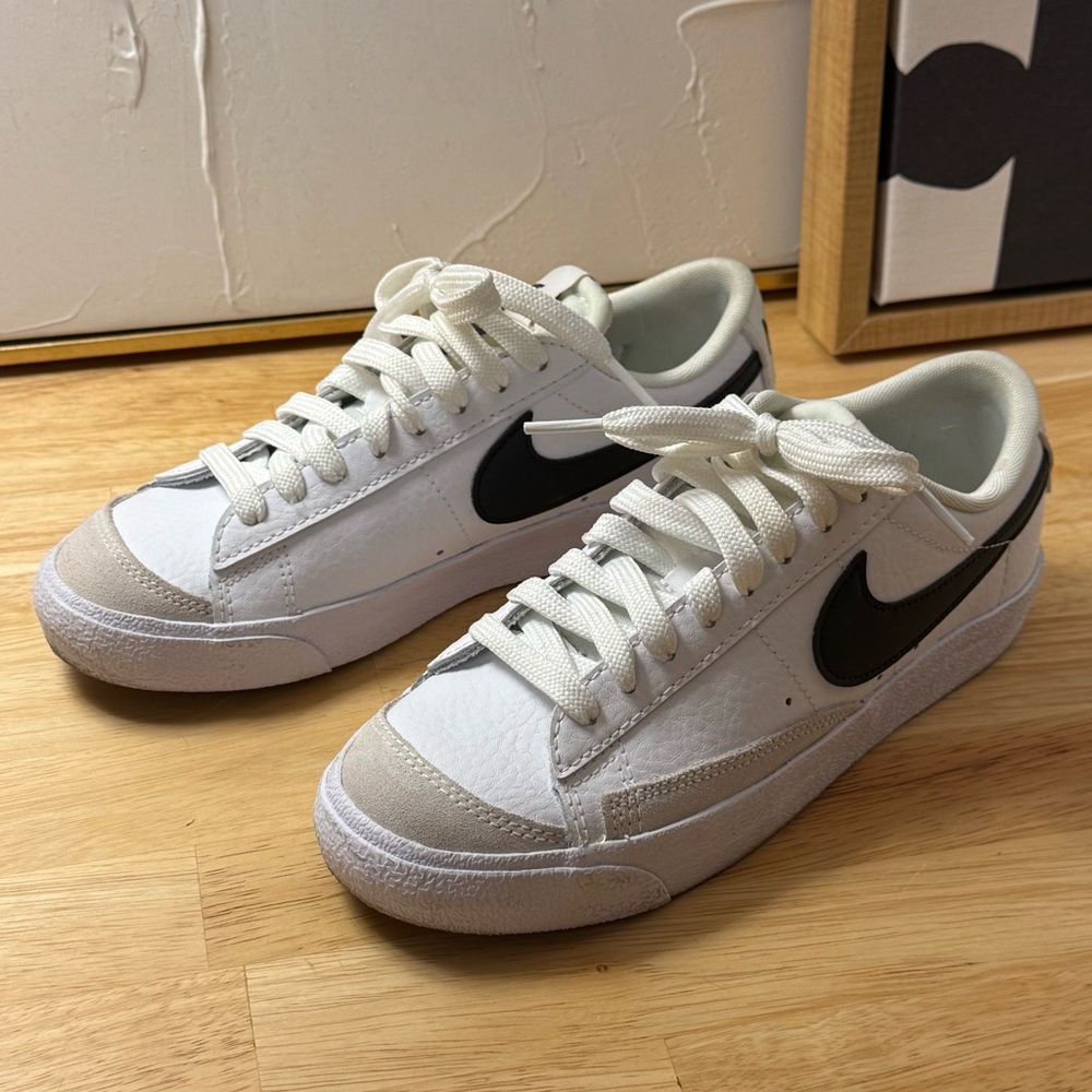 Nike Kids' Blazer Low '77 Low Top Sneaker (Big Kid) • White/Black EU 36